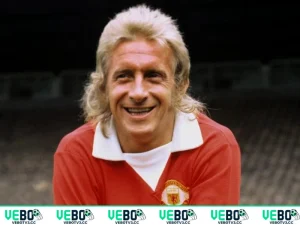 Denis Law - huyền thoại bóng đá của MU chính thức qua đời ở tuổi 84