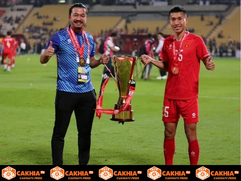 Ngọc Tân đã cùng ĐTQG chiến thắng AFF Cup